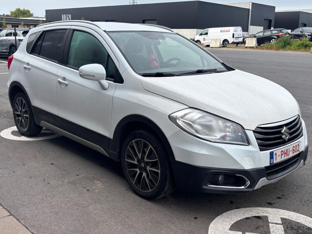 Suzuki S-cross 1,6 benzine 66000 km !!!, Auto's, Suzuki, 1596 cc, 4 cilinders, Bedrijf, SUV of Terreinwagen