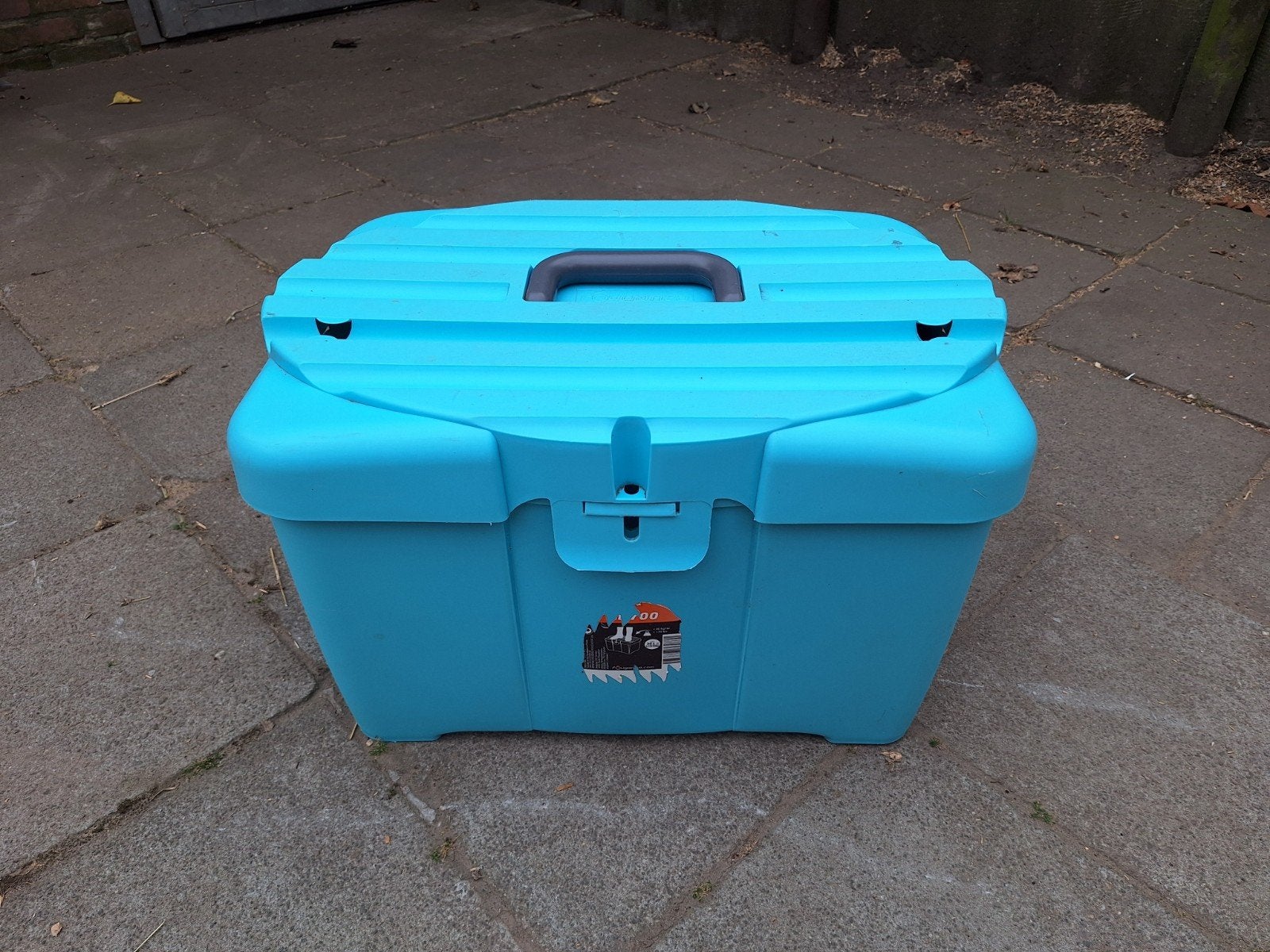 Plastiek bak, Ophalen