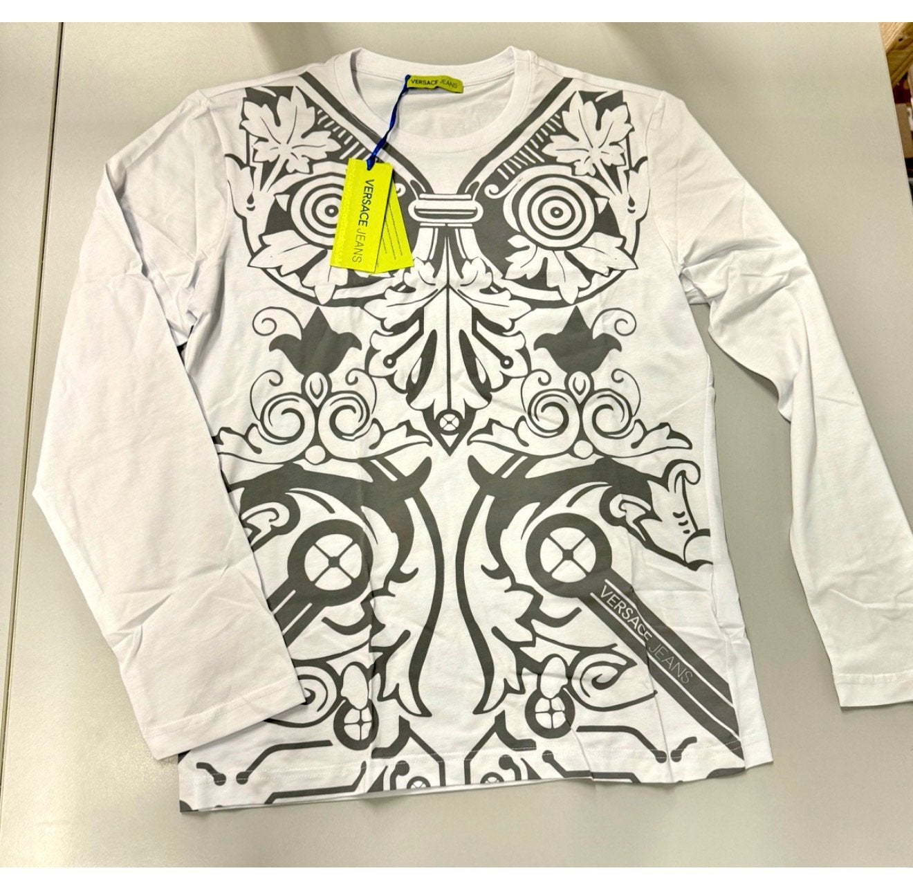 T-shirt à neufe VERSACE Jeans Nouveau + Étiquettes + Code, Vêtements | Hommes, Enlèvement ou Envoi, Neuf, Taille 46 (S) ou plus petite