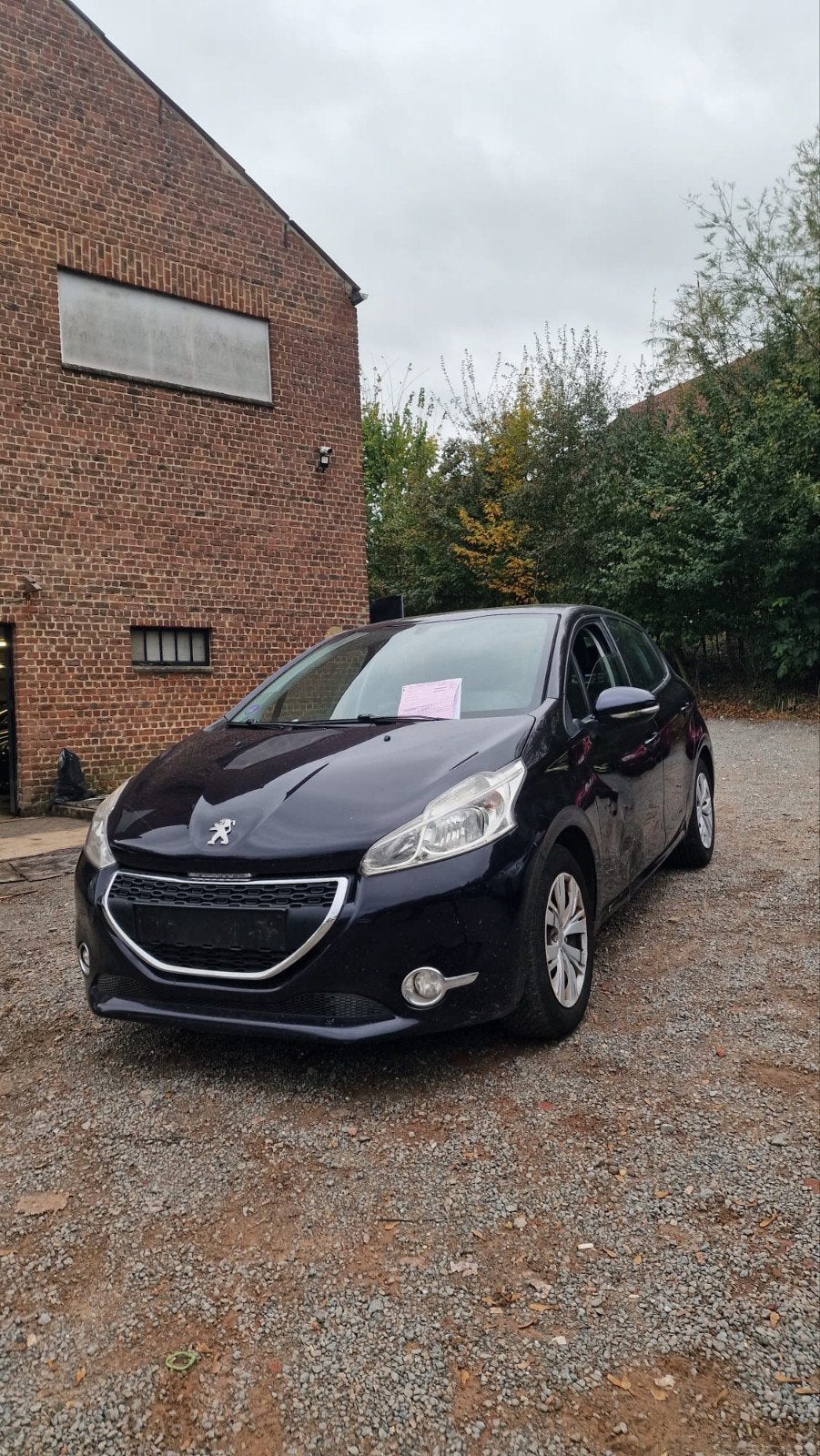 Peugeot 208 1.2 essence mod 2015 prêt à immatriculé, Autos, Achat, Particulier, Essence