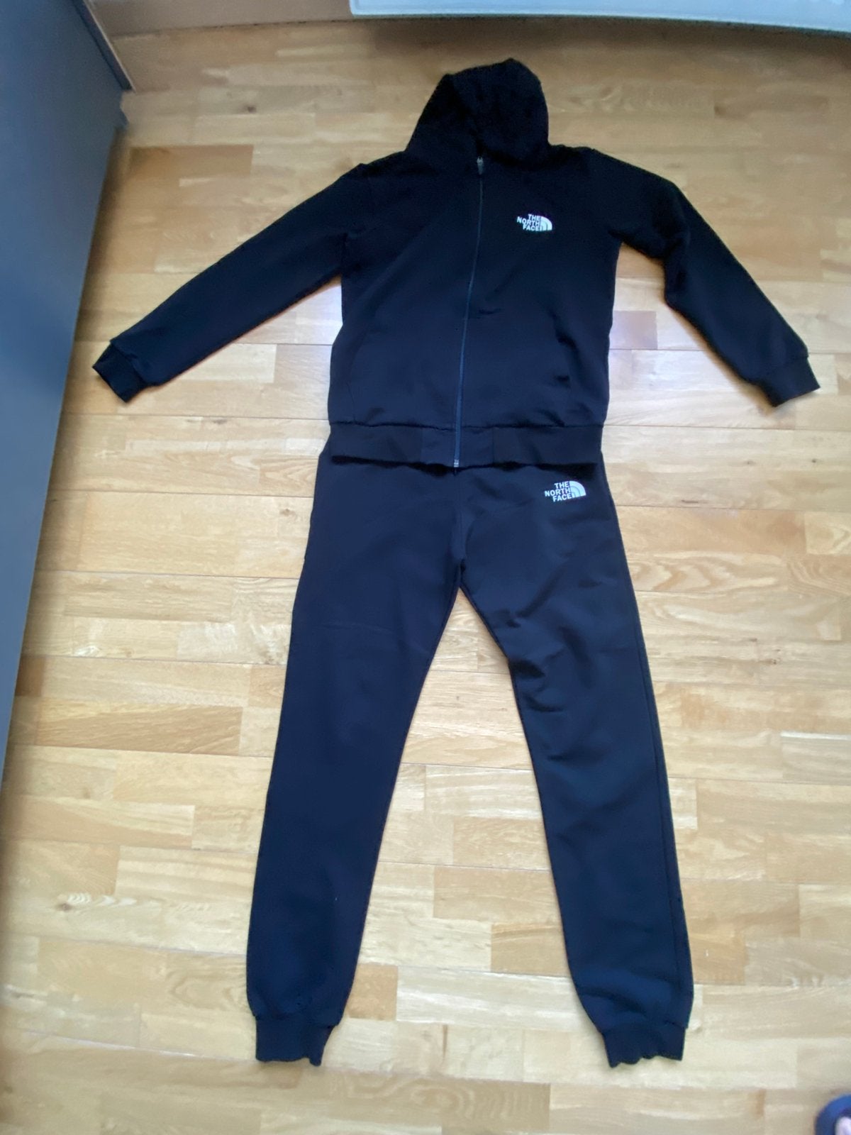 The North Face trainingspak 12+ Moet weg, Kleding | Dames, Homewear, Ophalen, Nieuw, Zwart