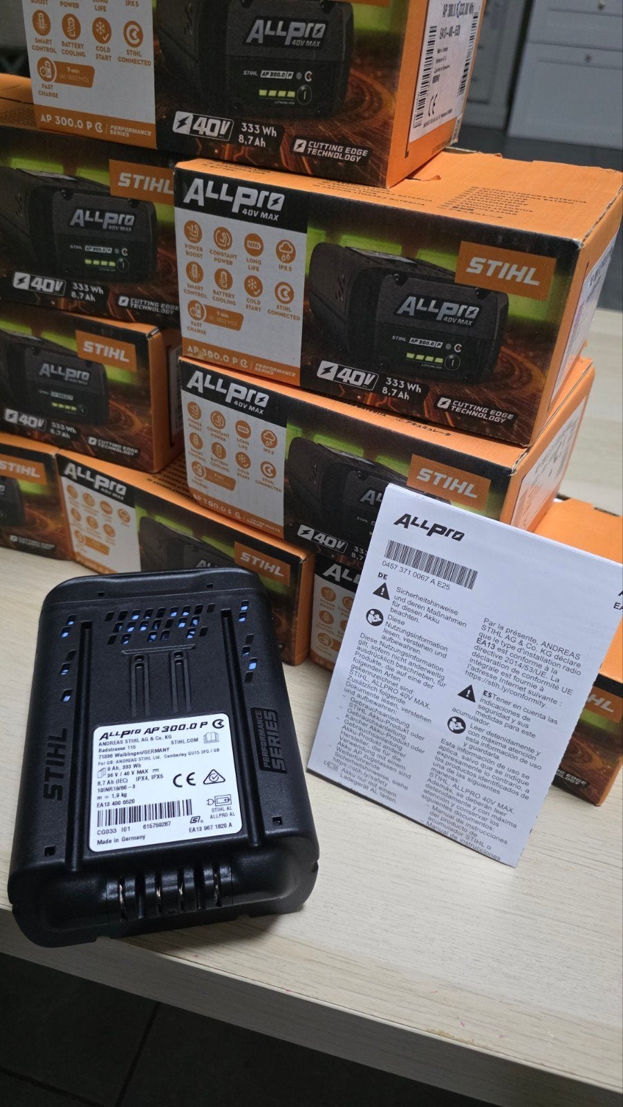Batterie Stihl AP 300.0 P Allpro neuf (new), Tuin en Terras, Ophalen of Verzenden, Accu