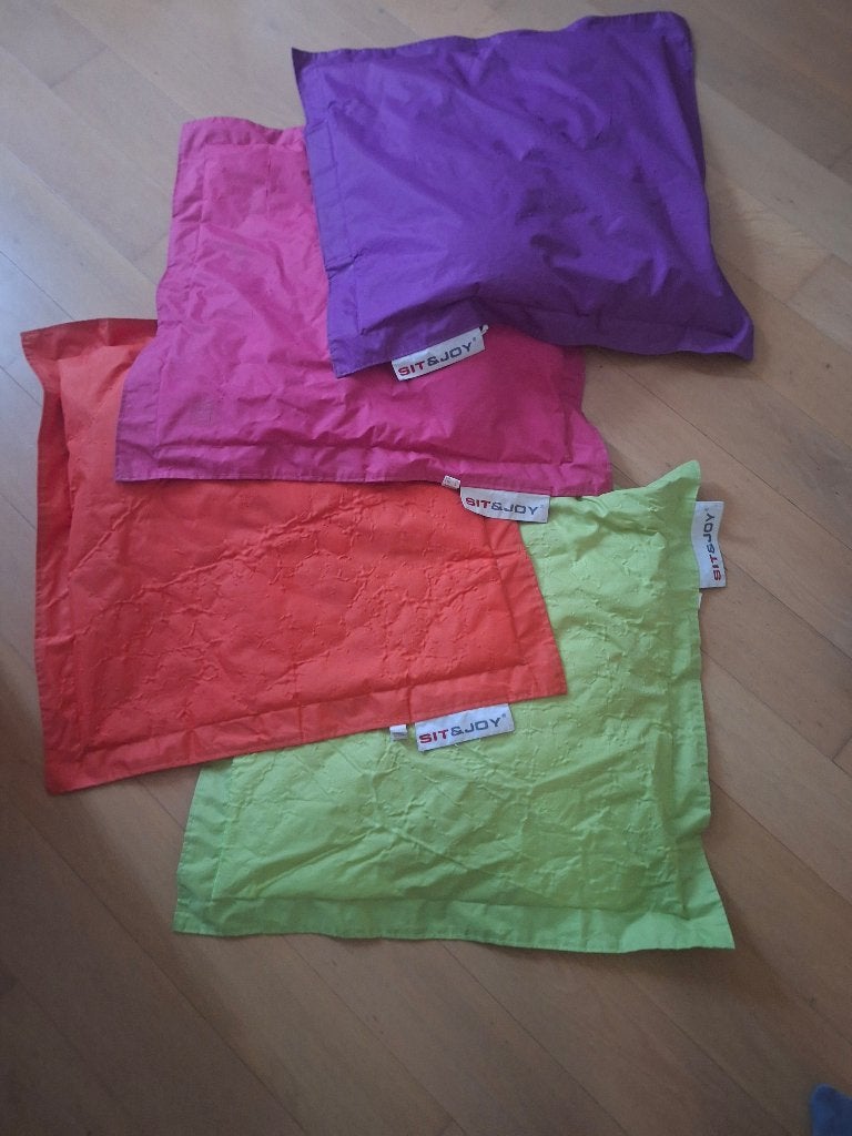 Lot 4 Coussins Poufs Marque Sit & Joy (modèle Tutti)., Enlèvement, Utilisé