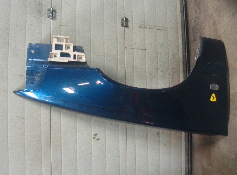 SPATBORD RECHTS VOOR Volvo V70 (GW / LW / LZ), Auto-onderdelen, Gebruikt, Info@volvocars.com, Spatbord, Volvo