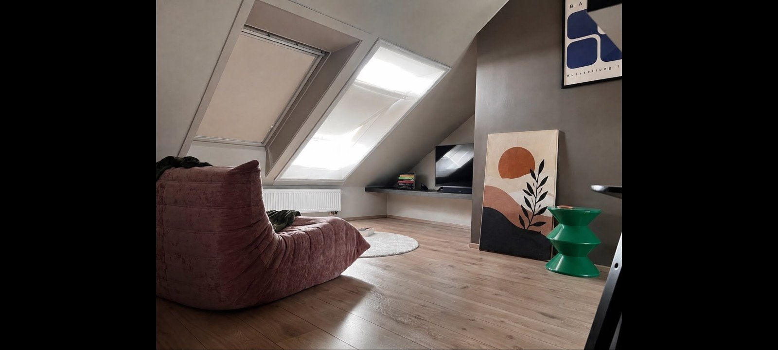 te huur: ​Knusse en energiezuinige dakstudio met karakter in, Immo, 35 tot 50 m², Provincie West-Vlaanderen