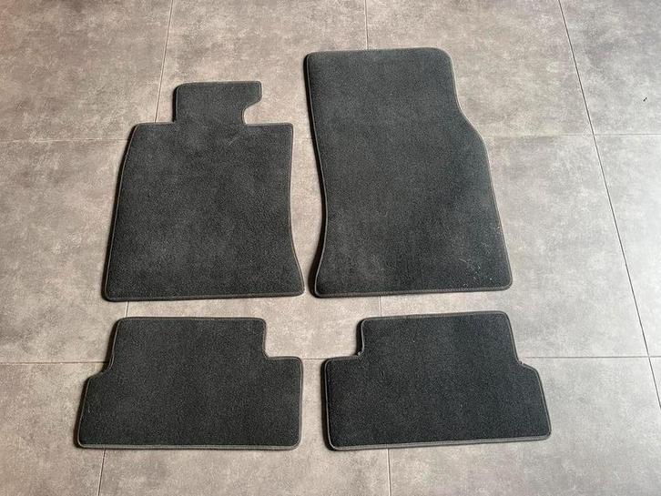 Origineel velours matten set BMW G23 / 4 serie cabrio, Auto-onderdelen, Nieuw, BMW Origineel, BMW, Www.bmw-group.nl