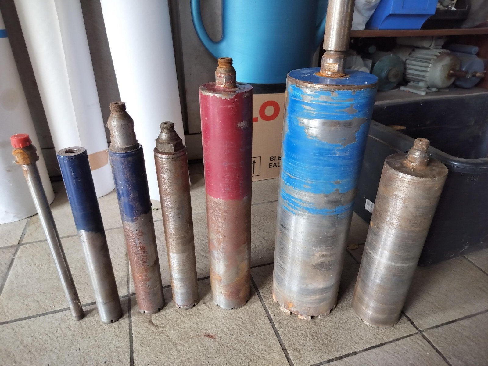 diamantboor op statief + verschillende maten van boren, Doe-het-zelf en Bouw, Ophalen
