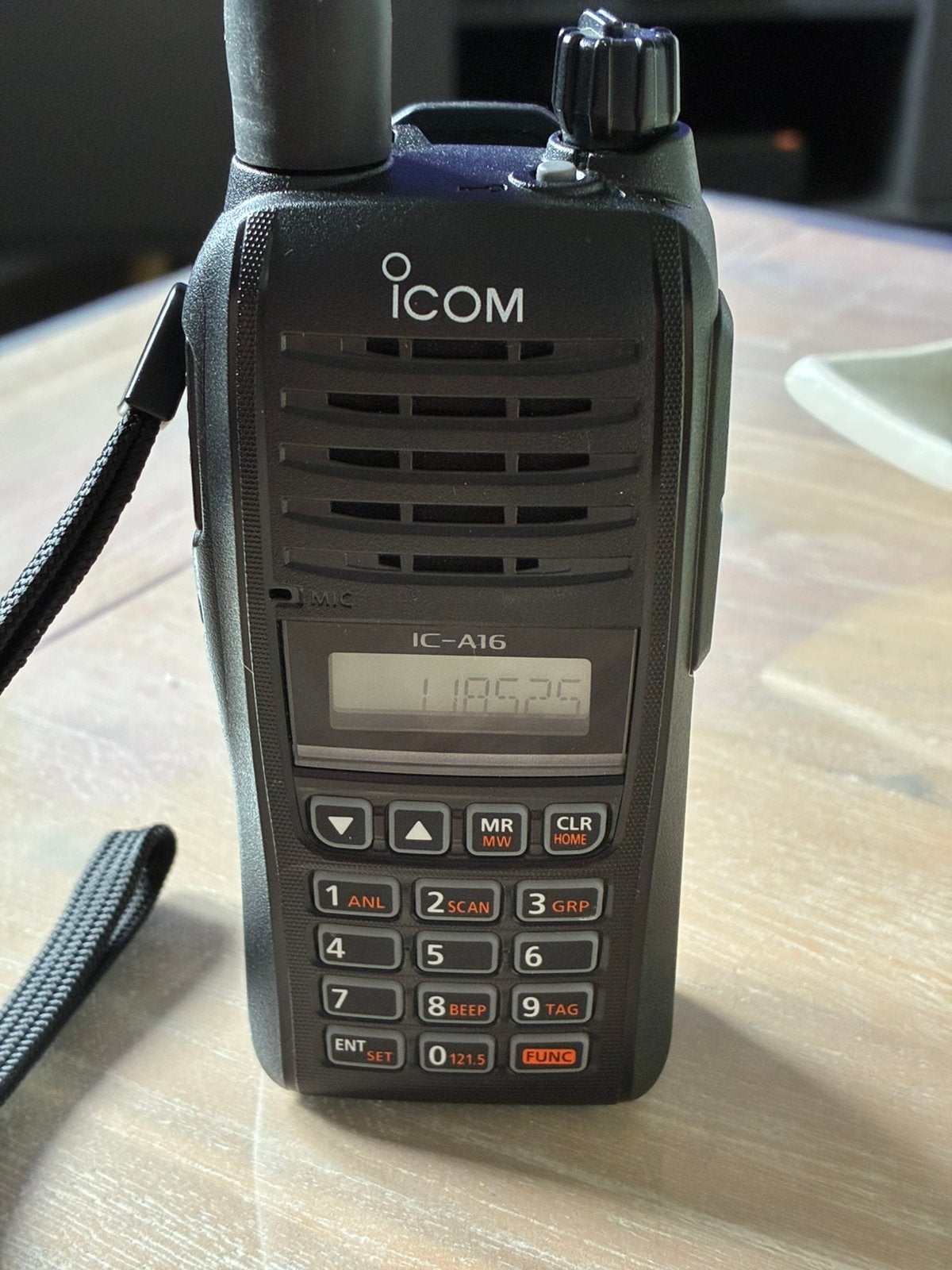 A vendre emetteur portable Air Band ICOM IC-A16E, Enlèvement ou Envoi, Comme neuf, Accessoires