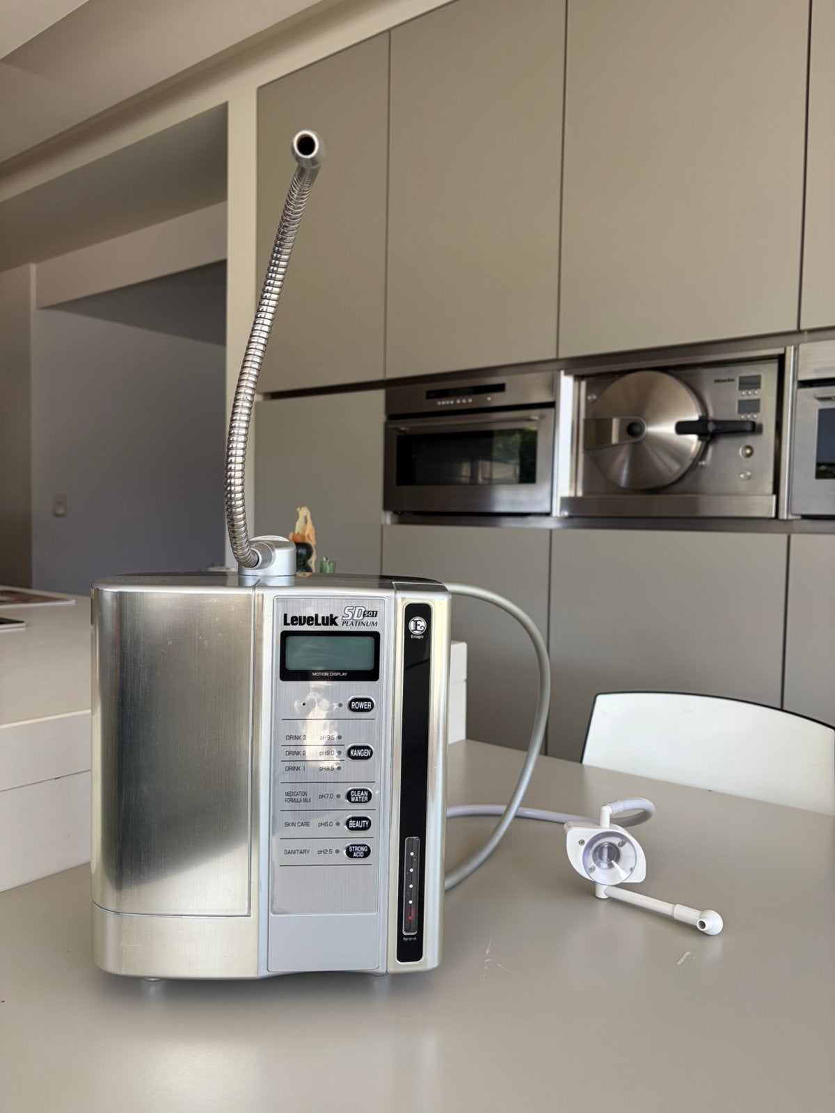 Enagic LeveLuk SD501 Platinum Kangen Water Ionisator, Ophalen