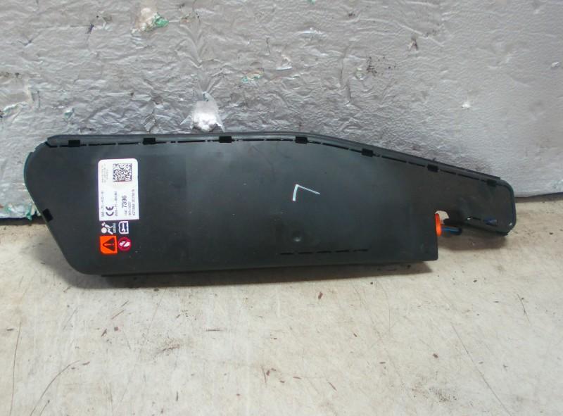 AIRBAG STOEL LINKS Opel Astra J GTC (PD2 / PF2) (1343-7396), Auto-onderdelen, Overige Auto-onderdelen, Opel, Gebruikt