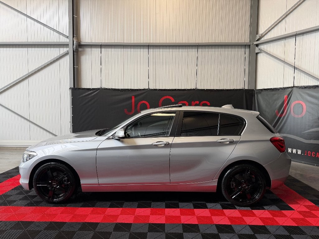 BMW 116da/schuifdak/Airco/Navi/Led/Pdc/Cc/18"inc MAM Black/, Autos, Argent ou Gris, Achat, Euro 6, Entreprise