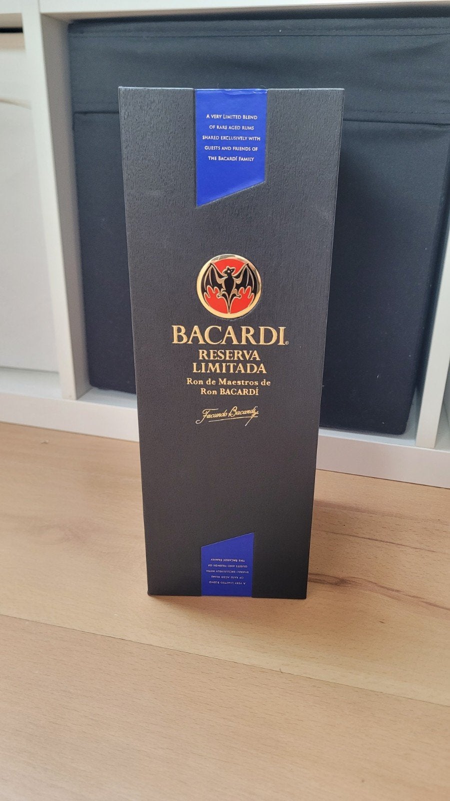 Bacardi Reserva Limitada in geschenkdoos rum fles, Ophalen of Verzenden, Vol