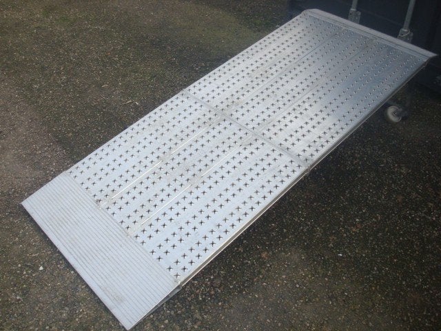 Oprijplaat Rij plaat rampe invalide lift Altec Roelstoel, Auto diversen, Autogereedschap, Ophalen of Verzenden, Zo goed als nieuw