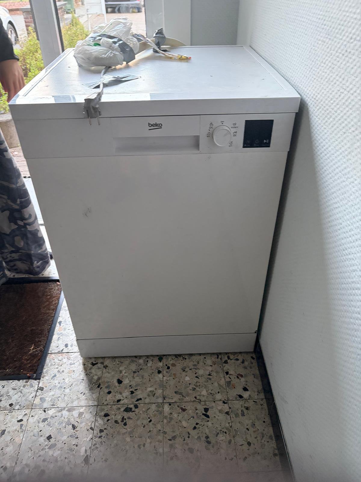 Vaatwasser, Elektronische apparatuur, Ophalen, Gebruikt, Vrijstaand