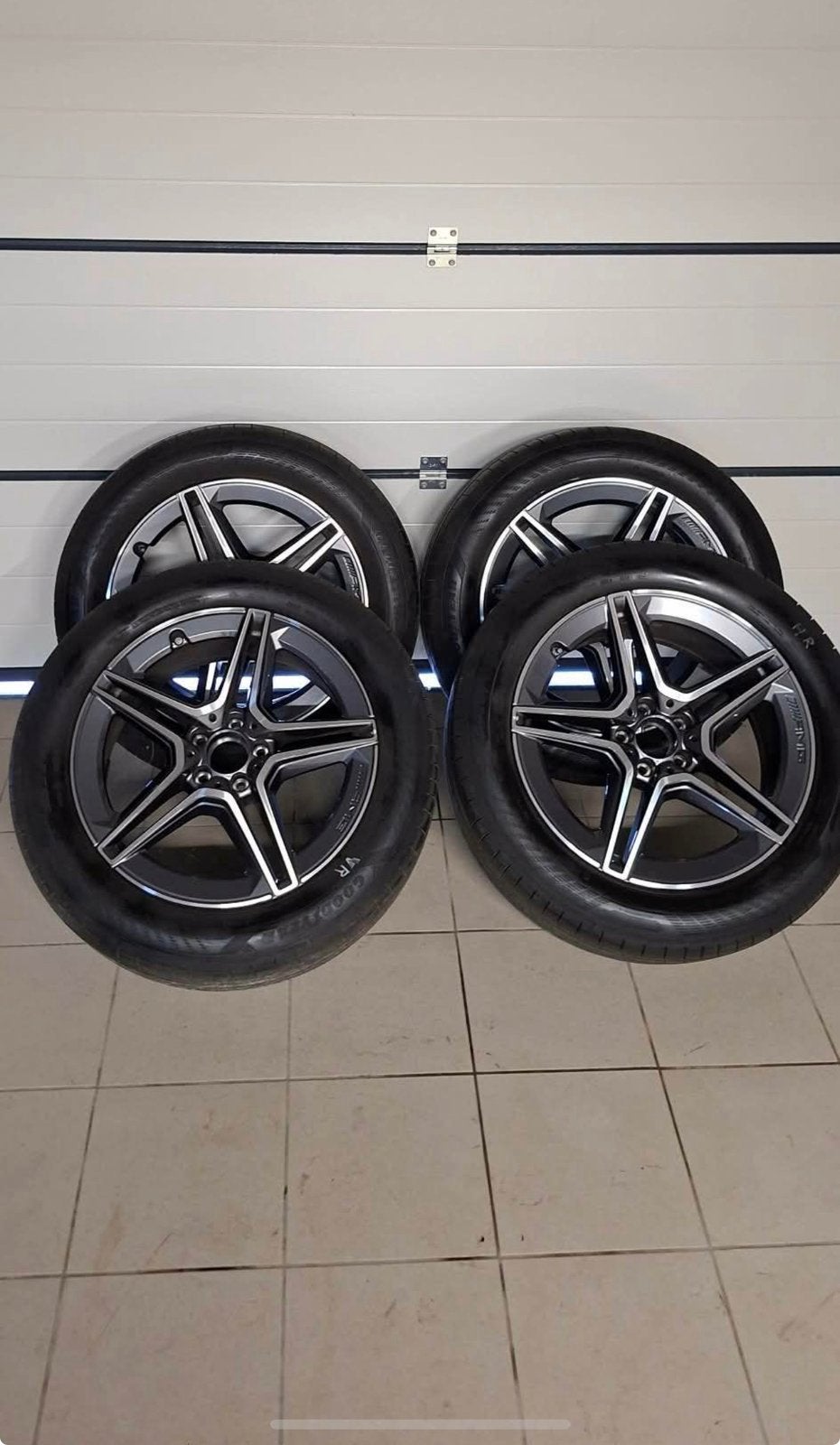 4 jantes d’origine mercedes 19 + 4 pneus goodyear, Enlèvement, 19 pouces, Pneu(s)