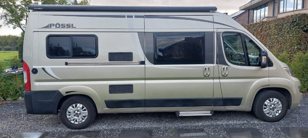 Campervan Pössl 2 win plus, Caravanes & Camping, Siège de train, Auvent, Boîte manuelle, Pössl