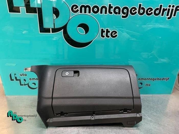 Boîte à gants d'un Volkswagen Golf (Golf 09-), Volkswagen, -, 3 mois de garantie, Utilisé