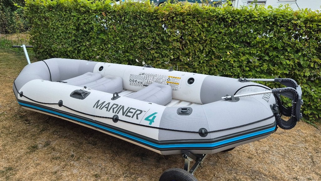 Zo goed als nieuw: Intex Mariner 4 Opblaasboot + Motorsteun, Watersport en Boten, Rubberboten, PVC, Anker, Elektrisch, Zo goed als nieuw