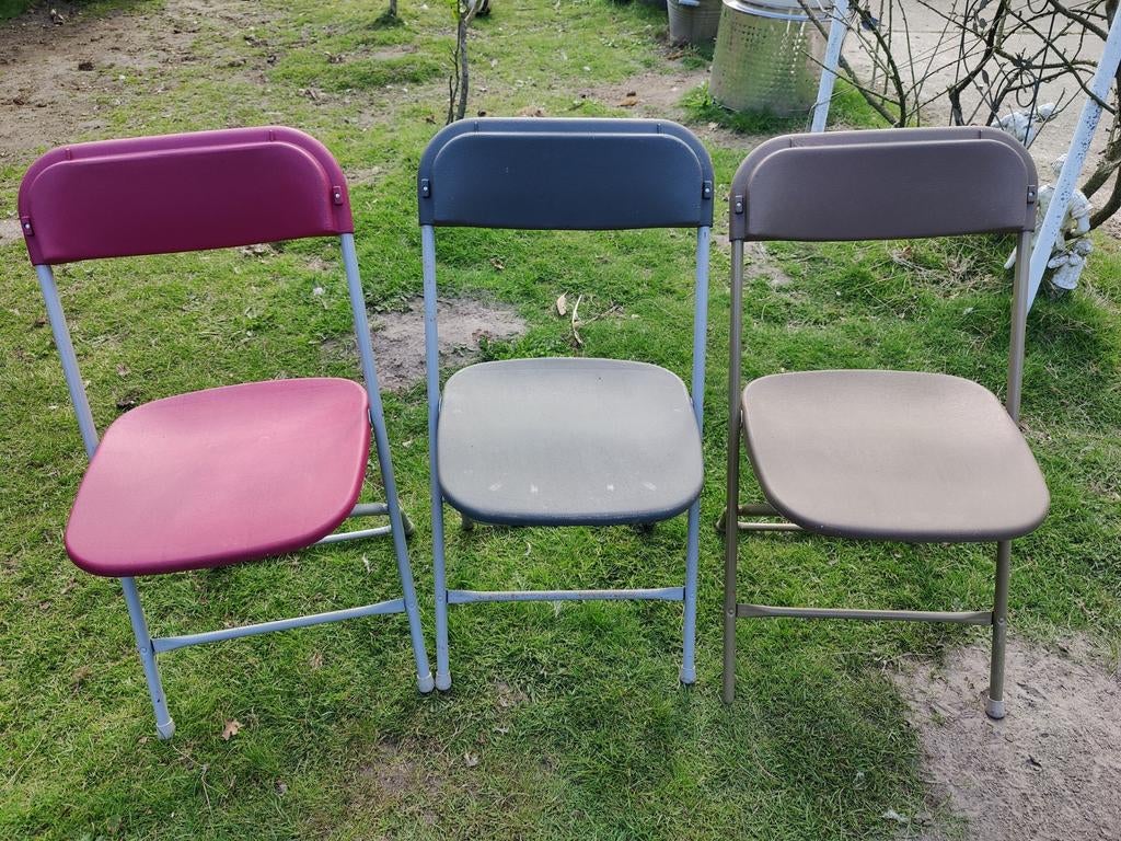 Drie Samsonite klapstoelen, Ophalen