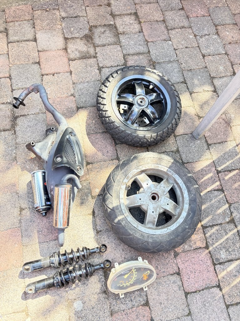 Piaggio zip en DAX onderdelen, Ophalen, Zip