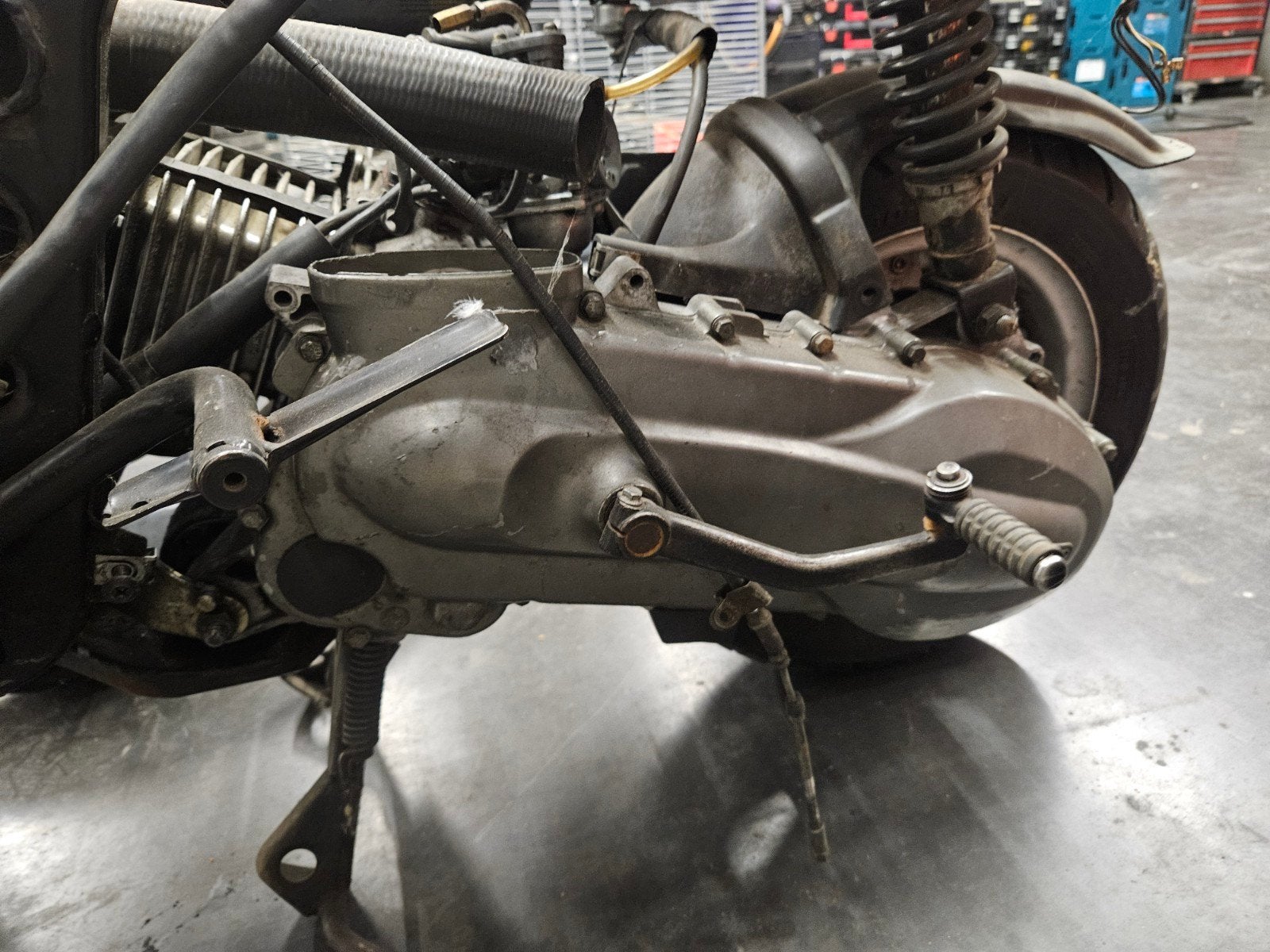 Skipperblok125cc inclusief frame voorvork papieren kabelboom, Ophalen, Zo goed als nieuw, Blok, Piaggo