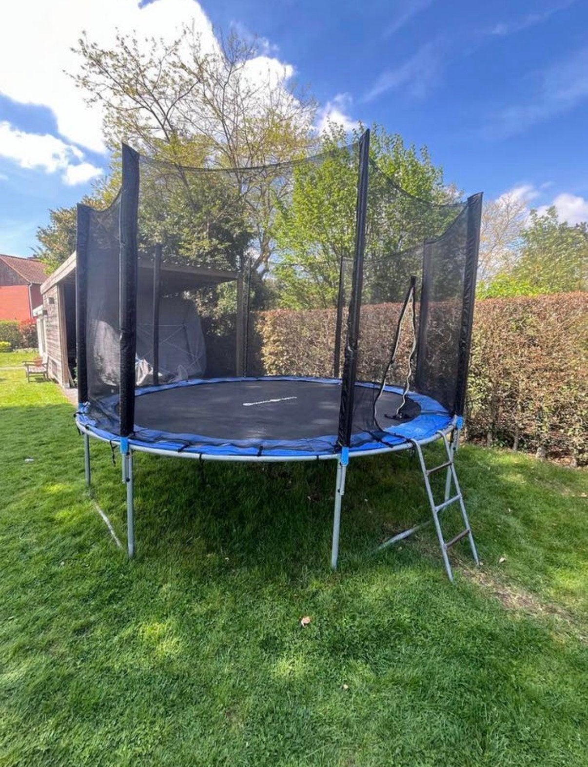 Trampoline, Ophalen, Gebruikt