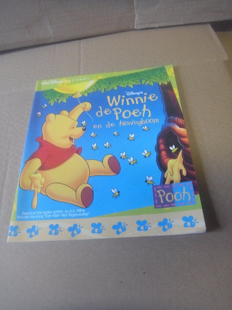 boek winnie de poeh en de honingboom, Boeken, Ophalen of Verzenden, Zo goed als nieuw