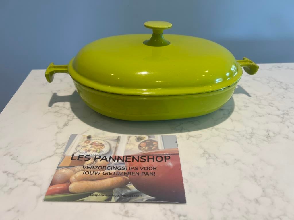 Plat à four Le Creuset La Mama avec couvercle, vert menthe, Enlèvement ou Envoi, Utilisé, Poêle à frire ou Sauteuse, Plaque céramique