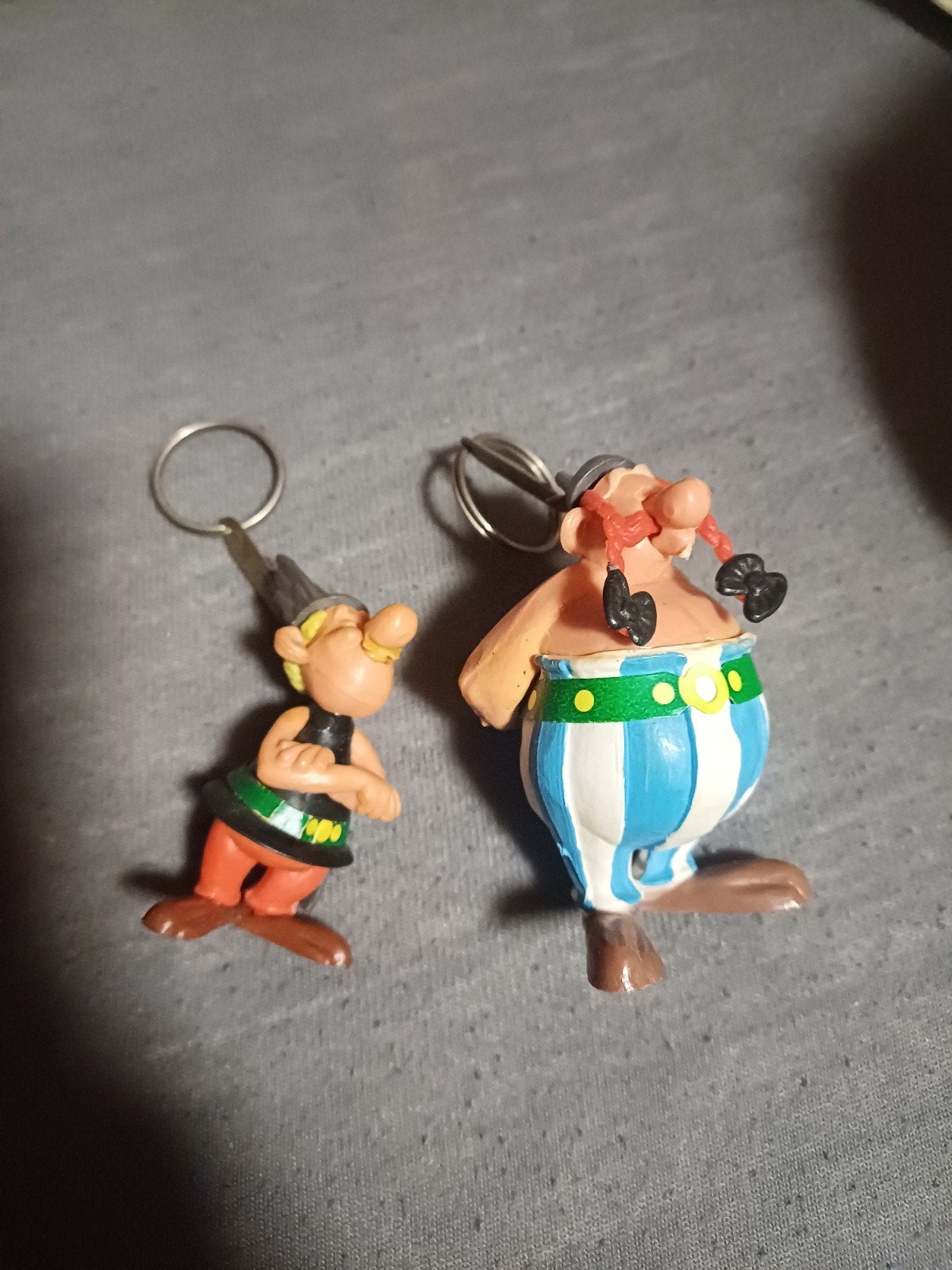portes clés Astérix et Obélix Ajax 1969, Enlèvement ou Envoi, Astérix et Obélix, Comme neuf, Statue ou Figurine