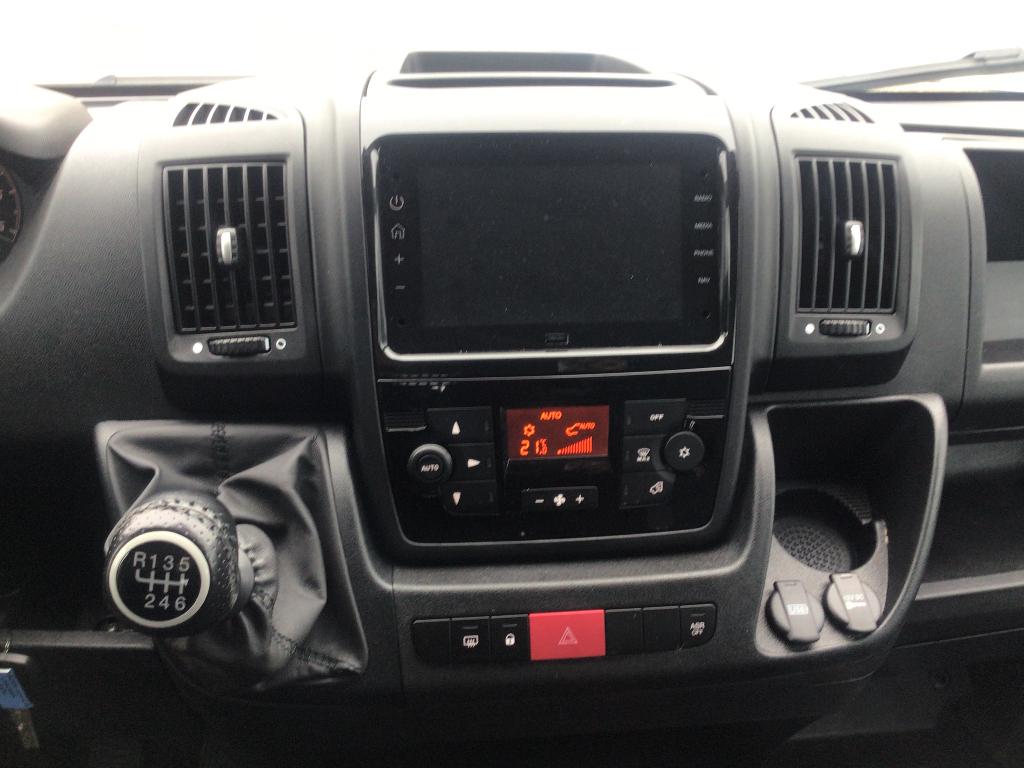 citroen jumper laadbak 2023 24000km 7plaatsen 22900e ex, Autos, Achat, Entreprise, Boîte manuelle, 3000 kg