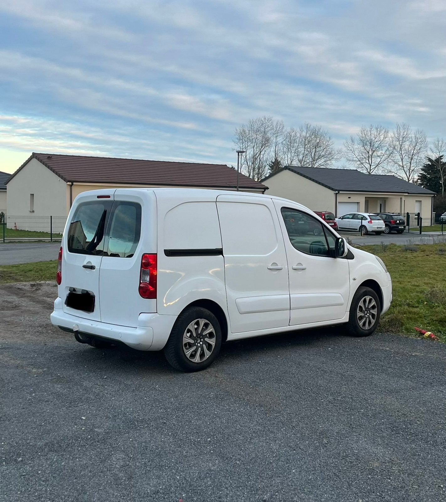 Berlingo 2011 1,6Hdi, 75 kW, Stof, Zwart, Overige kleuren