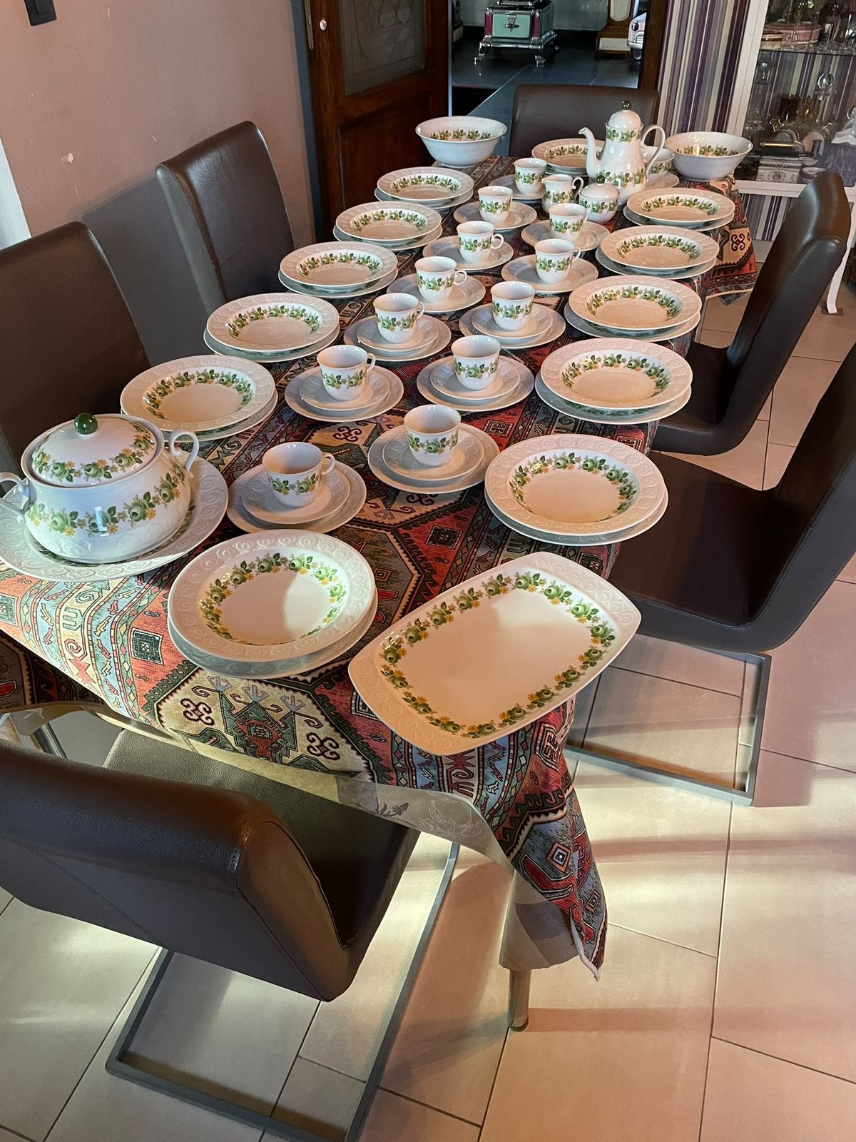 Vintage eet en koffieservies 12 pers. Compleet bavaria, Antiek en Kunst, Ophalen