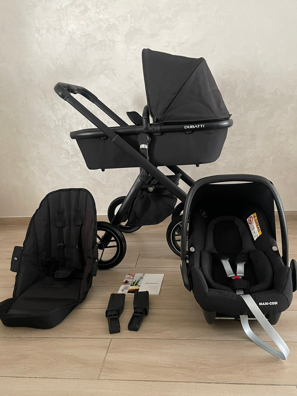 Dubatti One E5 3-in-1 Kinderwagen Black - Black compact, Kinderen en Baby's, Ophalen, Babygeluk, Zo goed als nieuw, W