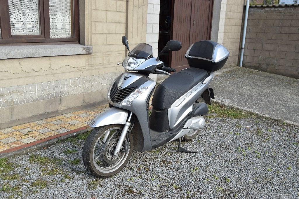 Scooter Honda 125 shi, Motos, Scooter, Occasion, Particulier, 1 cylindre
