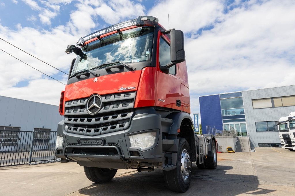 Mercedes-Benz AROCS 1840 AS - 4X4 (cardan)+MANUAL+KIPHYDR., Auto's, Vrachtwagens, 400 pk, Euro 6, Mercedes-Benz, Vierwielaandrijving