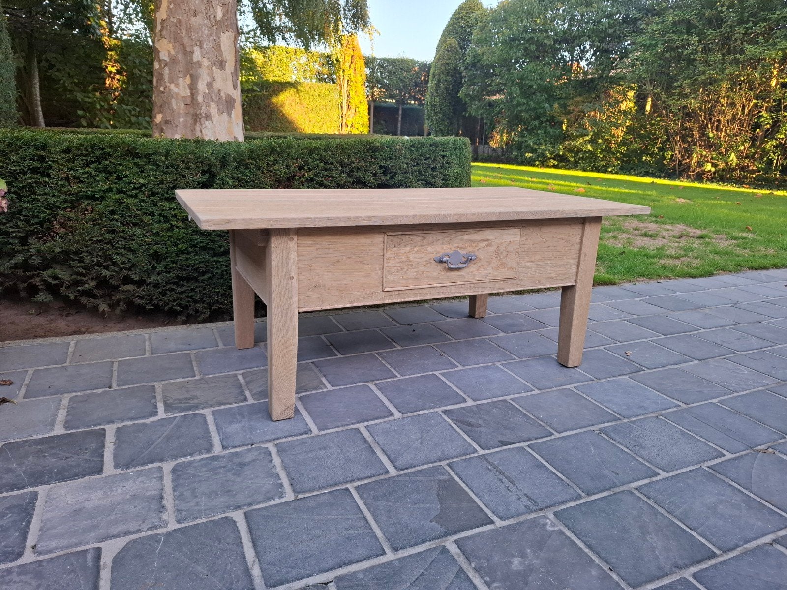 Table basse en chêne entièrement massif. Aérogommé. ., Maison & Meubles, Enlèvement ou Envoi