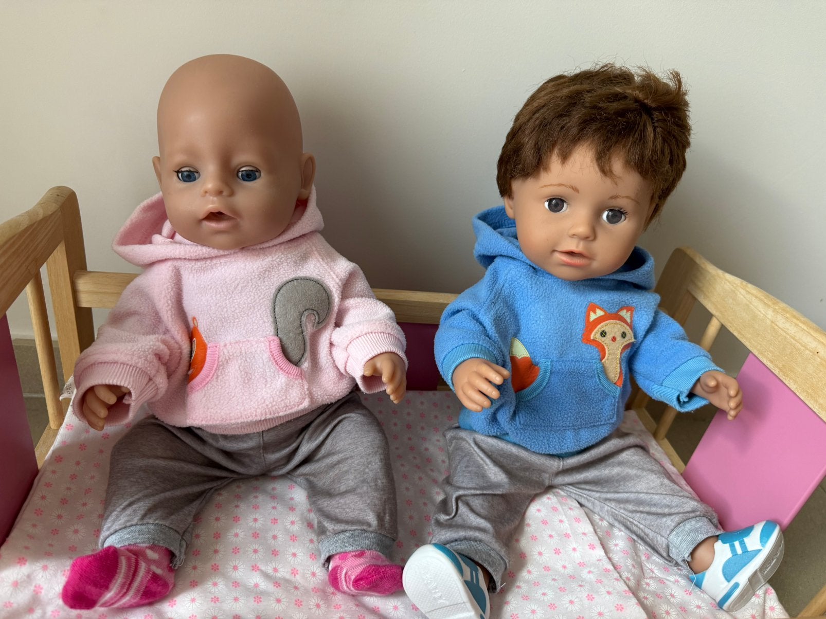Baby Born poppen (2) met toebehoren en accessoires, Ophalen, Gebruikt