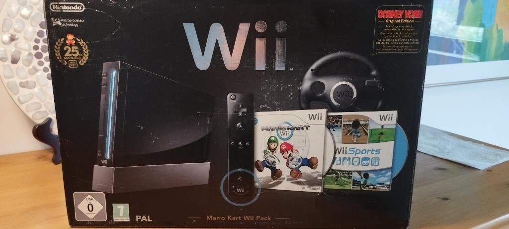 nette,complete nintendo wii 25th anniversery mario, Games en Spelcomputers, Ophalen of Verzenden, Zo goed als nieuw, Met 1 controller