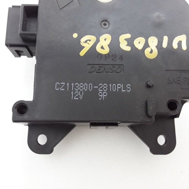 KACHELSTELMOTOR Toyota Yaris III (P13) (|CZ1138002810PLS|), Gebruikt, Toyota