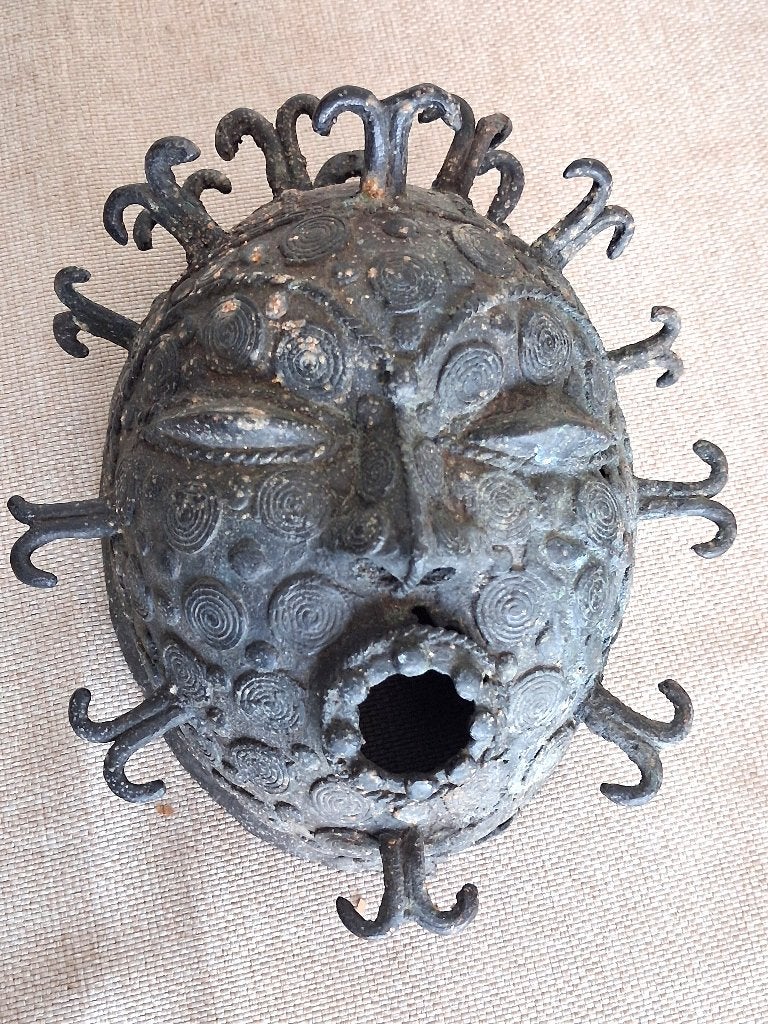 Antiek bronzen beeld uit Benin, Afrika, Enlèvement ou Envoi, Métal, Religion, 20 - 50 cm