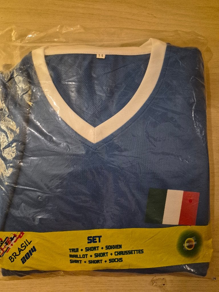 Nieuwe set van het Italiaanse team, grootte 14 jaar, Ophalen of Verzenden, Nieuw, Shirt