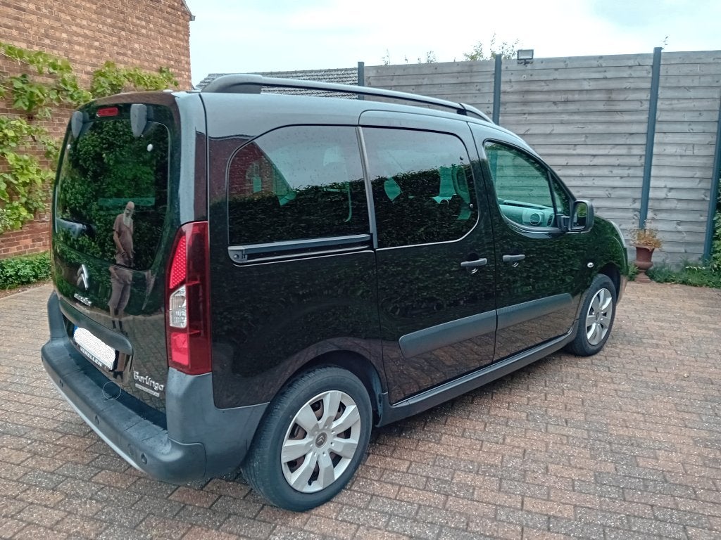 Berlingo Multispace 1.2 PureTech 110 S&S MAN XTR (2018), Voorwielaandrijving, Stof, Euro 6, 1199 cc