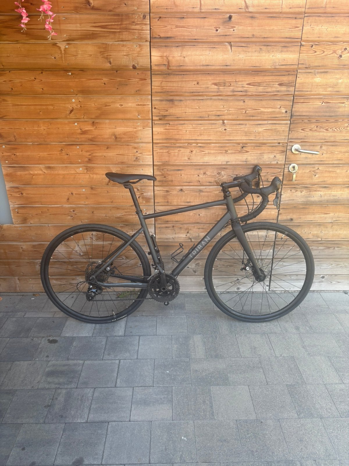 Triban racefiets, Fietsen en Brommers, Ophalen, Zo goed als nieuw