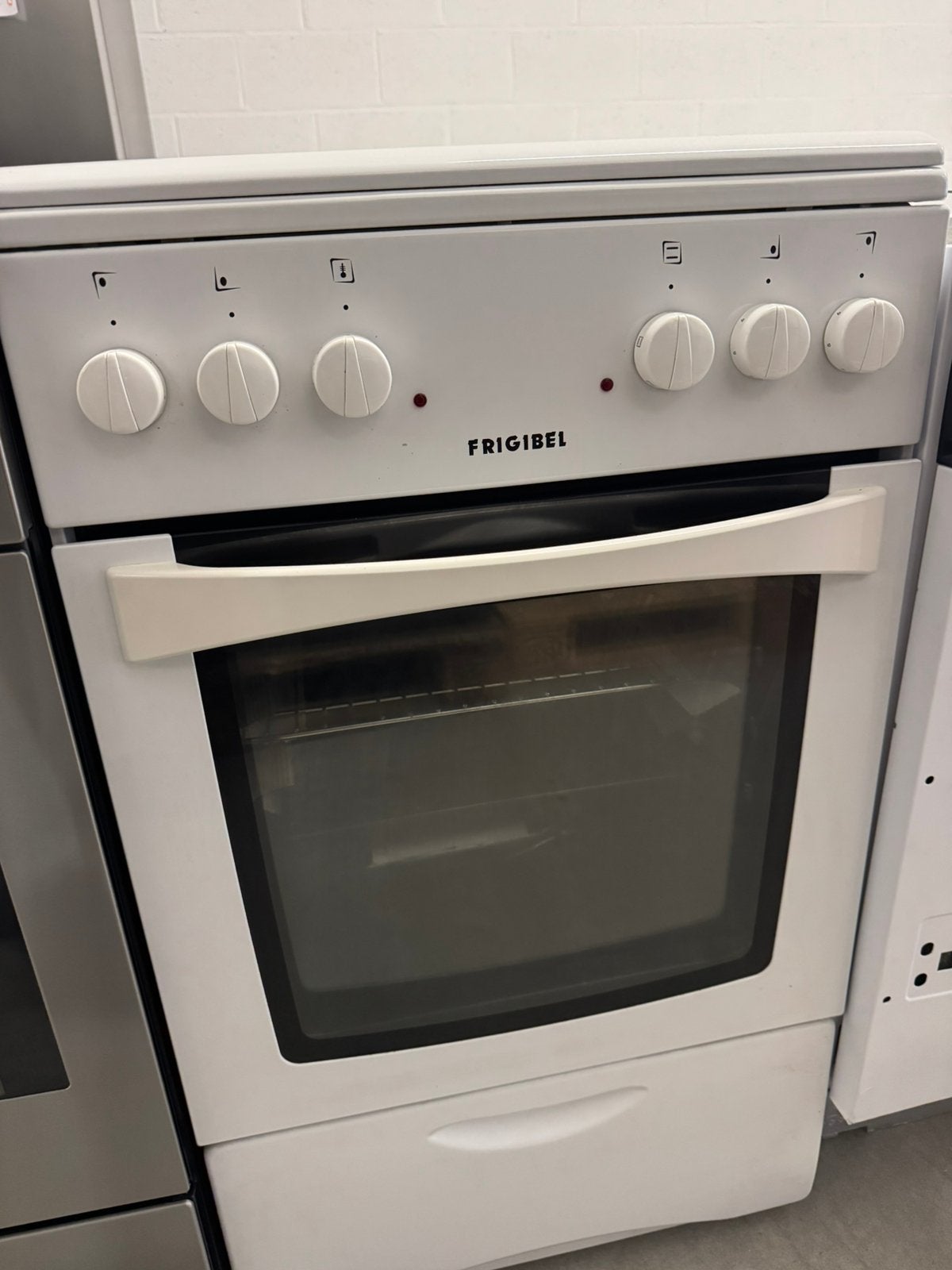 Frigibel fornuis, Elektronische apparatuur, Fornuizen, Ophalen, Frigibel, Minder dan 85 cm, Frigibel