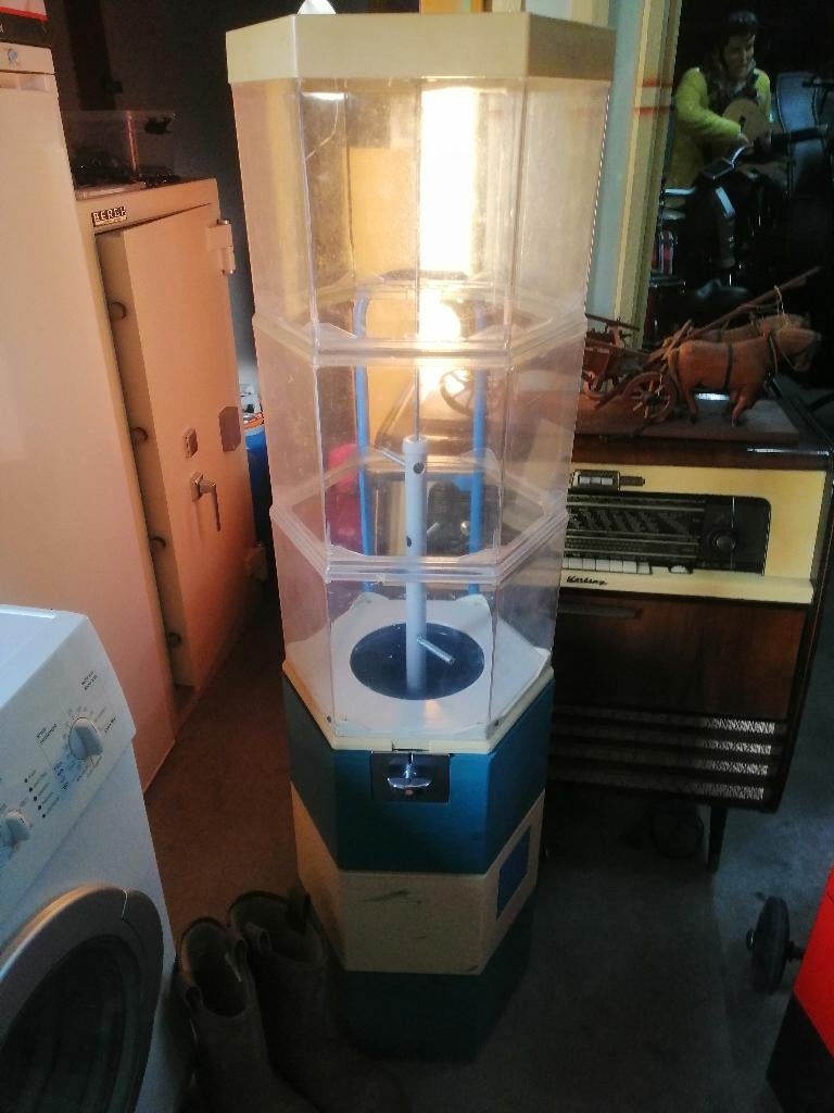 Te koop nostalgische snoepautomaat en., Antiek en Kunst, Ophalen