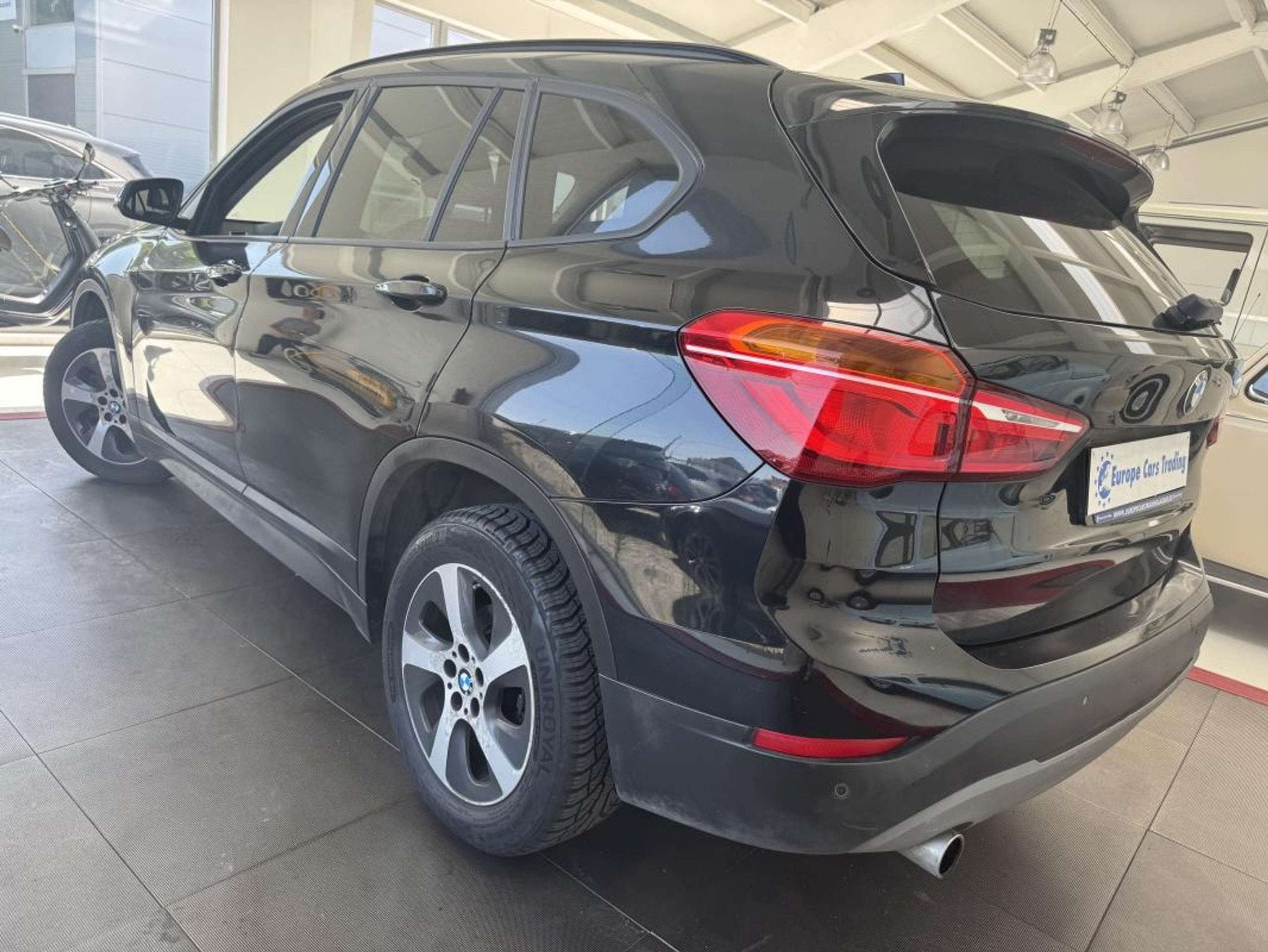 BMW X1 S DRIVE 18D 2.0 136CH CUIR GPS GAR 12M (bj 2017), Auto's, BMW, Zwart, Zwart, Leder, Bedrijf