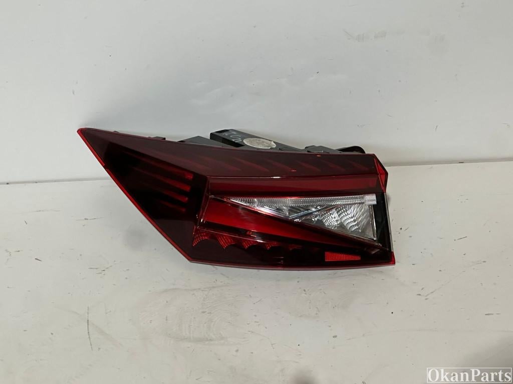 Skoda Enyaq iV LED linker achterlicht links 5LA945207A, Gebruikt, Skoda