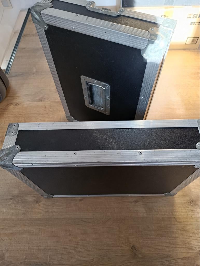 Kist voor dj materiaal.bv mengpaneel enz...., Muziek en Instrumenten, Ophalen, Flightcase