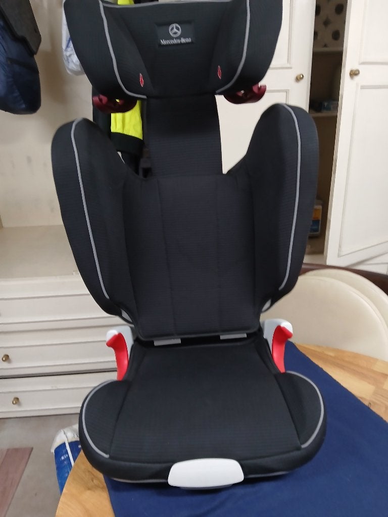 AUTOKINDERSTOEL MERCEDES, Kinderen en Baby's, Ophalen, Romer, Autogordel of Isofix, 15 t/m 36 kg