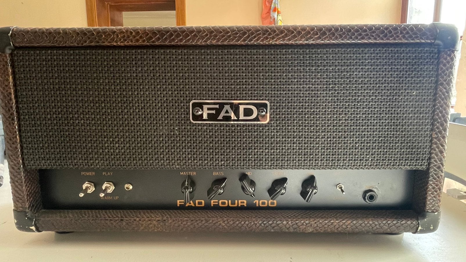 Ampli basse/guitare 100% lampe Fad four 100, Enlèvement, Comme neuf, Guitare